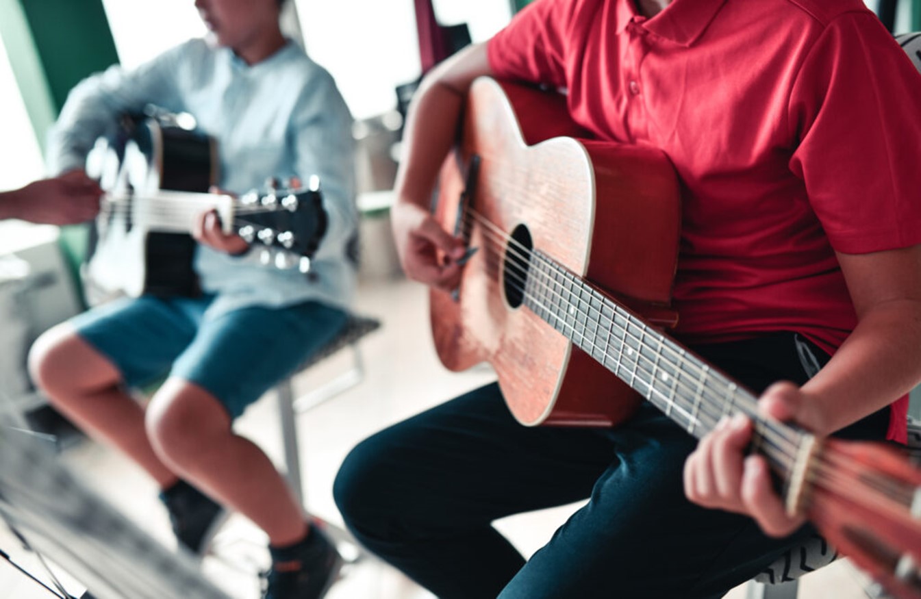 Ed Tech Chronicle: How This Math Teacher is Engaging His Students…One Guitar Lesson at a Time